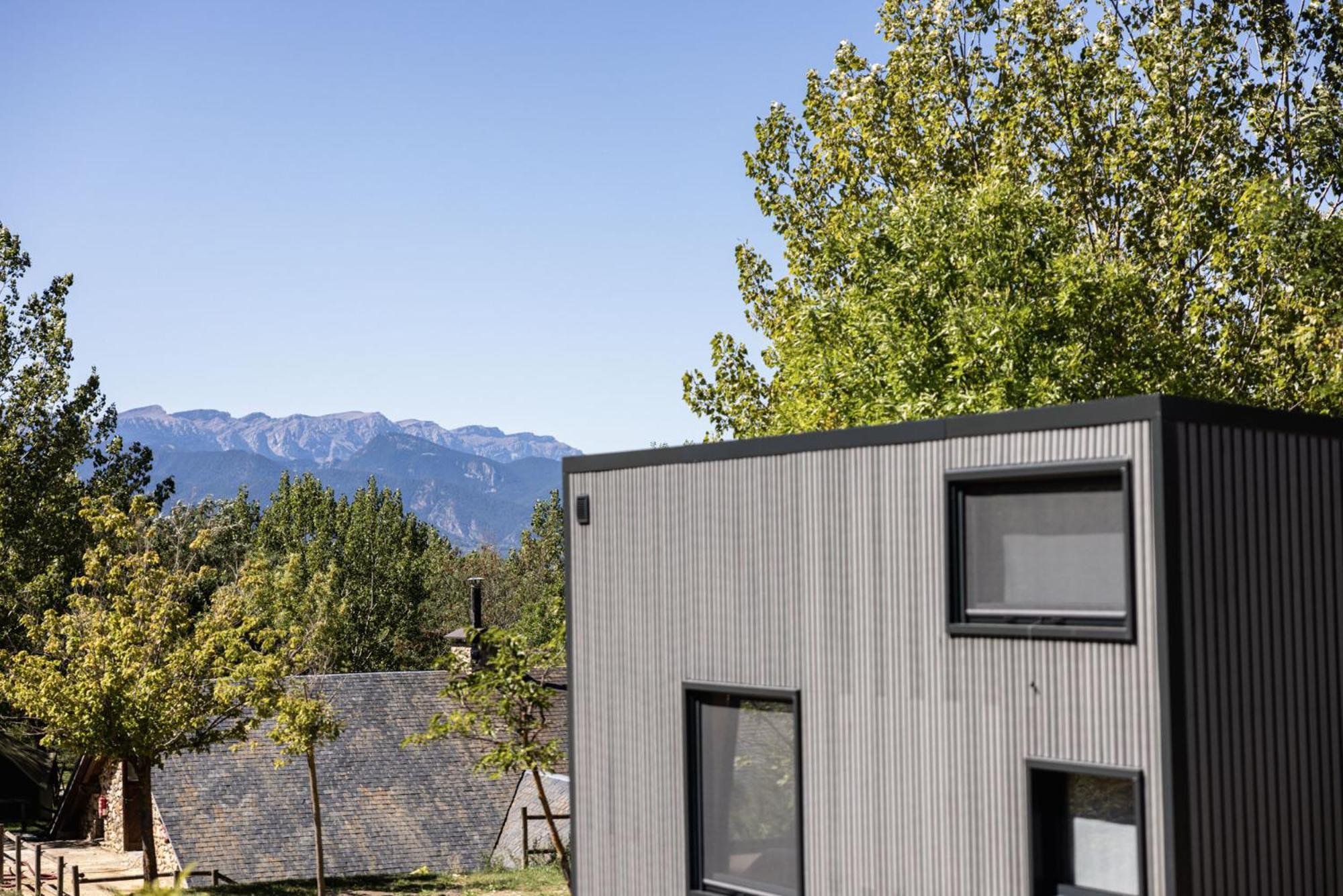 Basecamps Cerdanya 호텔 Caixans 객실 사진