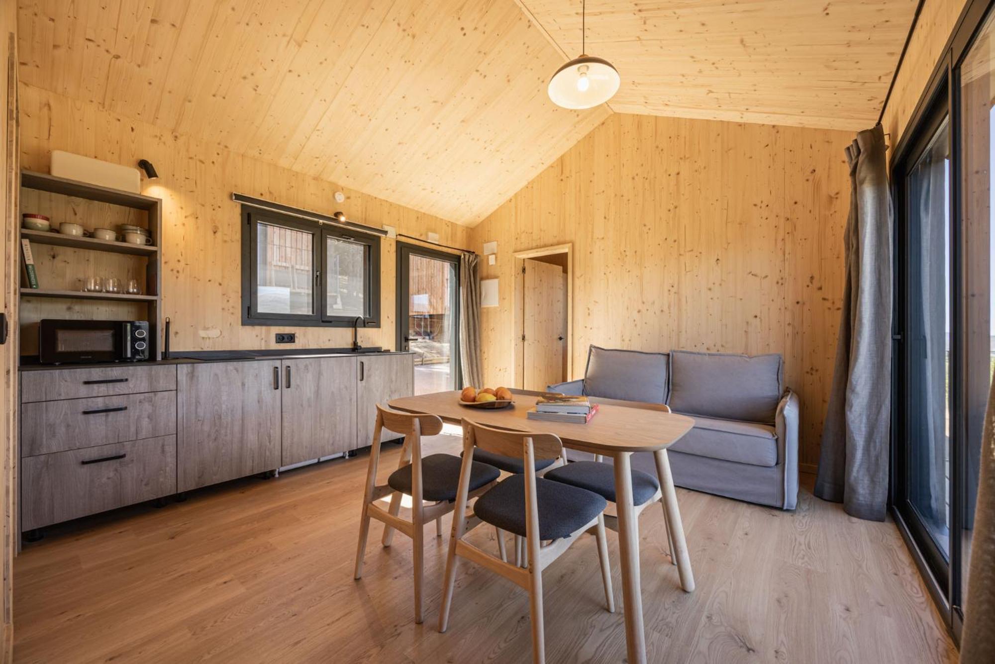Basecamps Cerdanya 호텔 Caixans 객실 사진