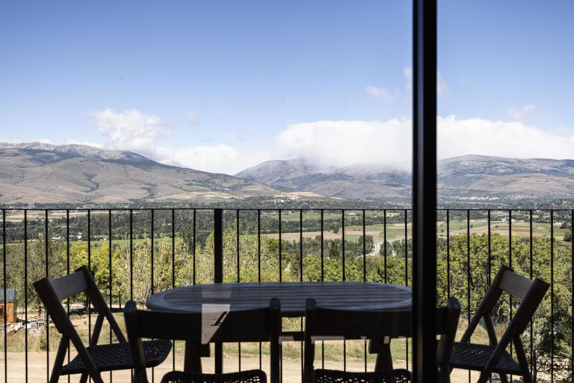 Basecamps Cerdanya 호텔 Caixans 객실 사진